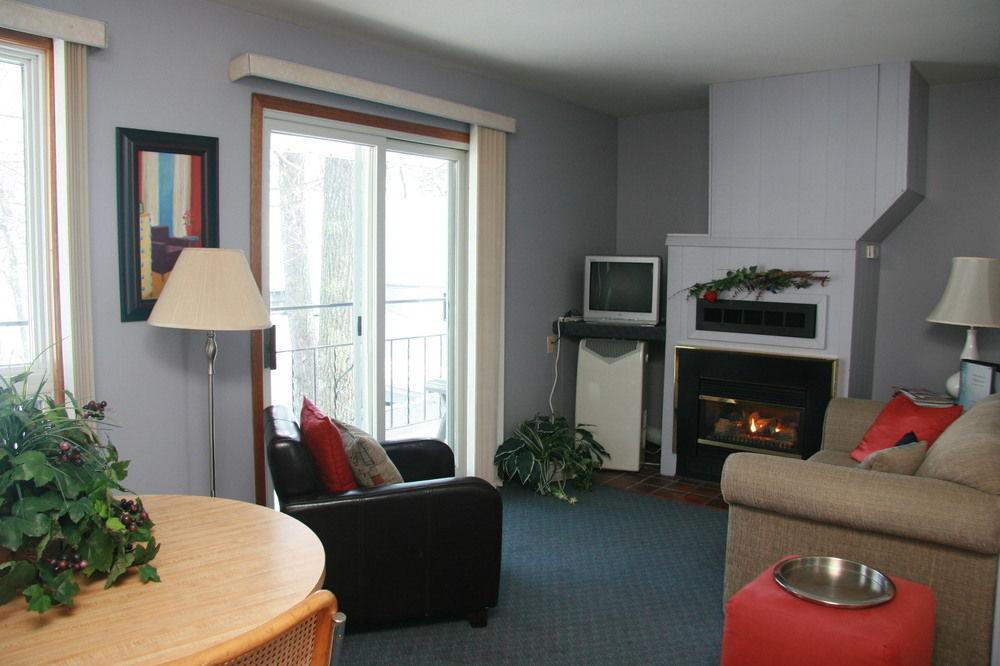 Beachwood Resort Deer Bay Extérieur photo