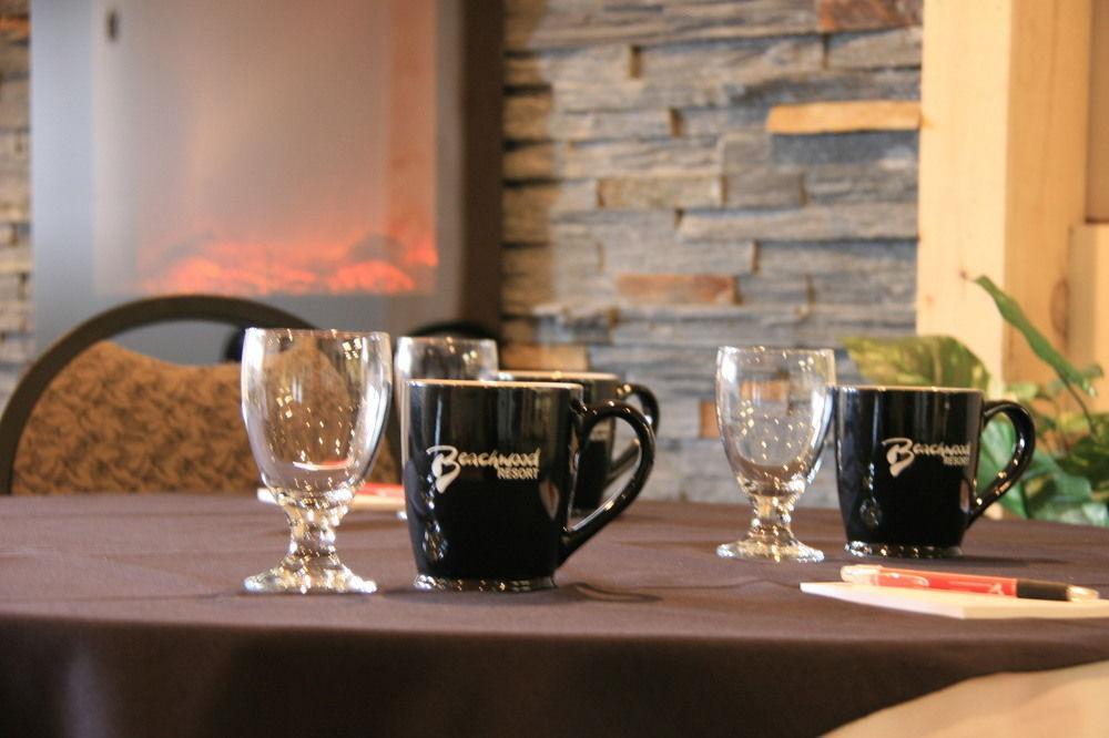 Beachwood Resort Deer Bay Extérieur photo