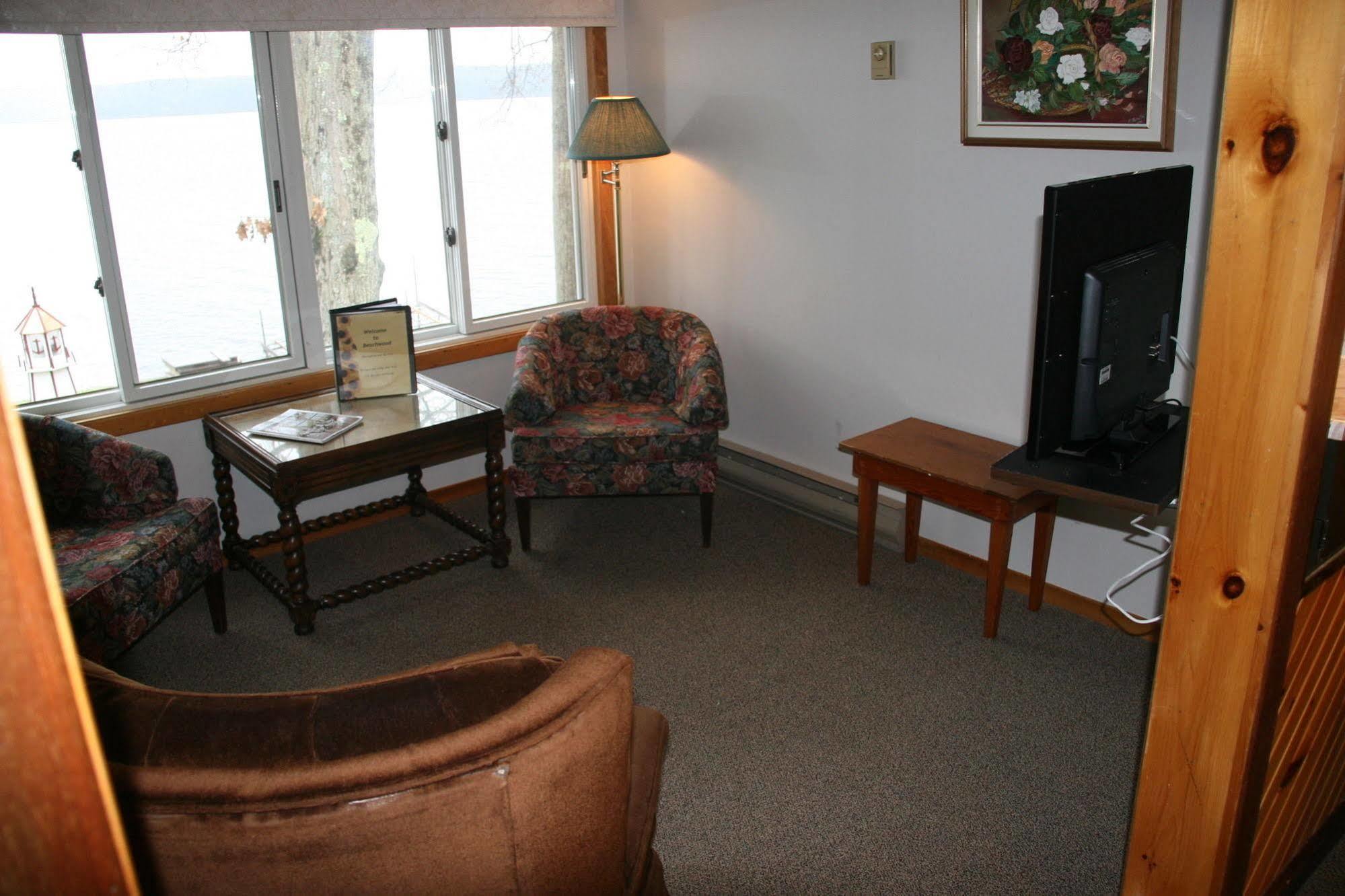 Beachwood Resort Deer Bay Extérieur photo