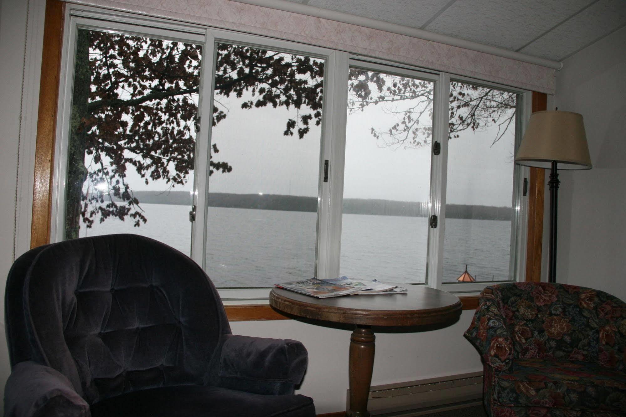 Beachwood Resort Deer Bay Extérieur photo