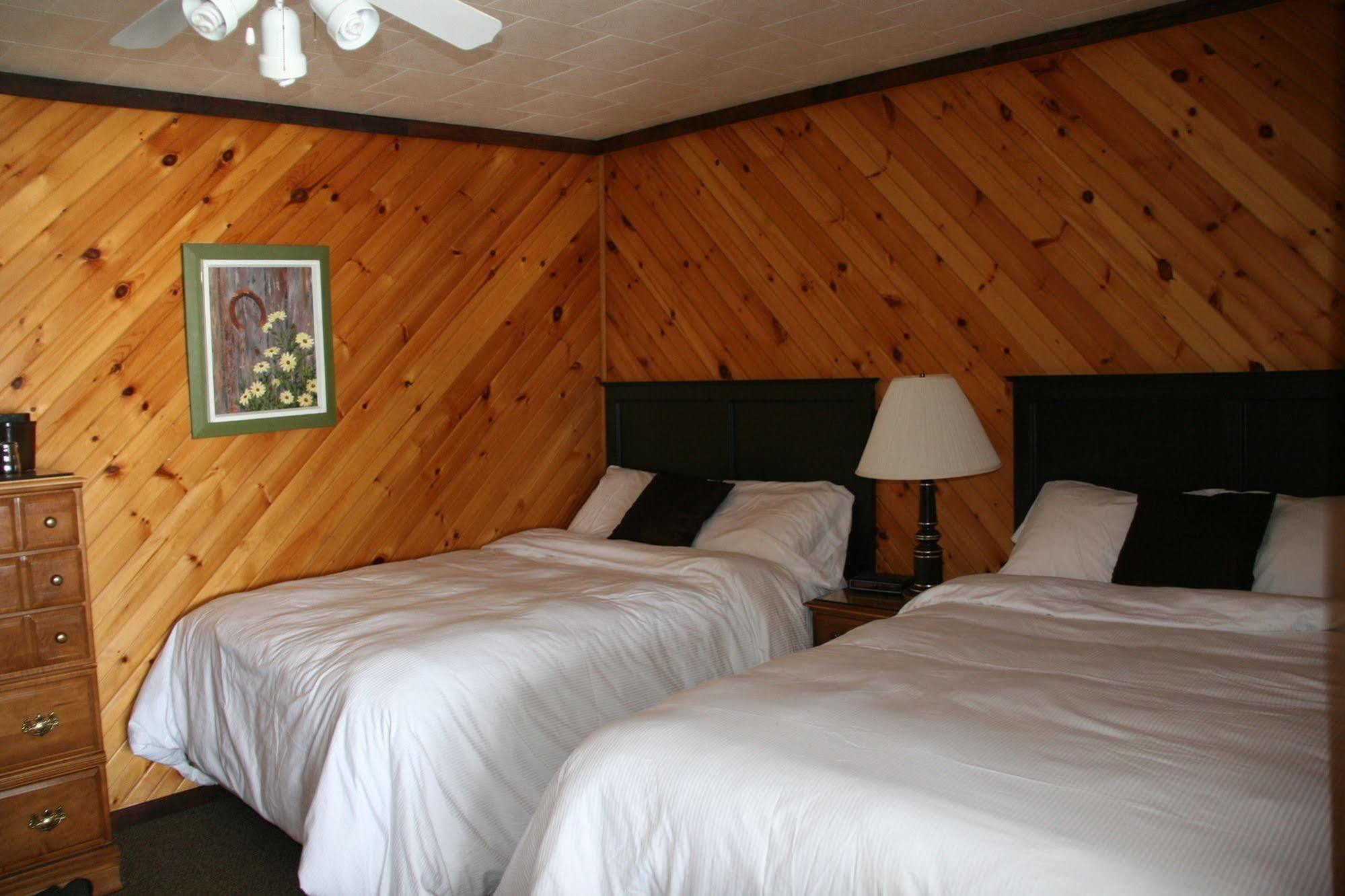 Beachwood Resort Deer Bay Extérieur photo