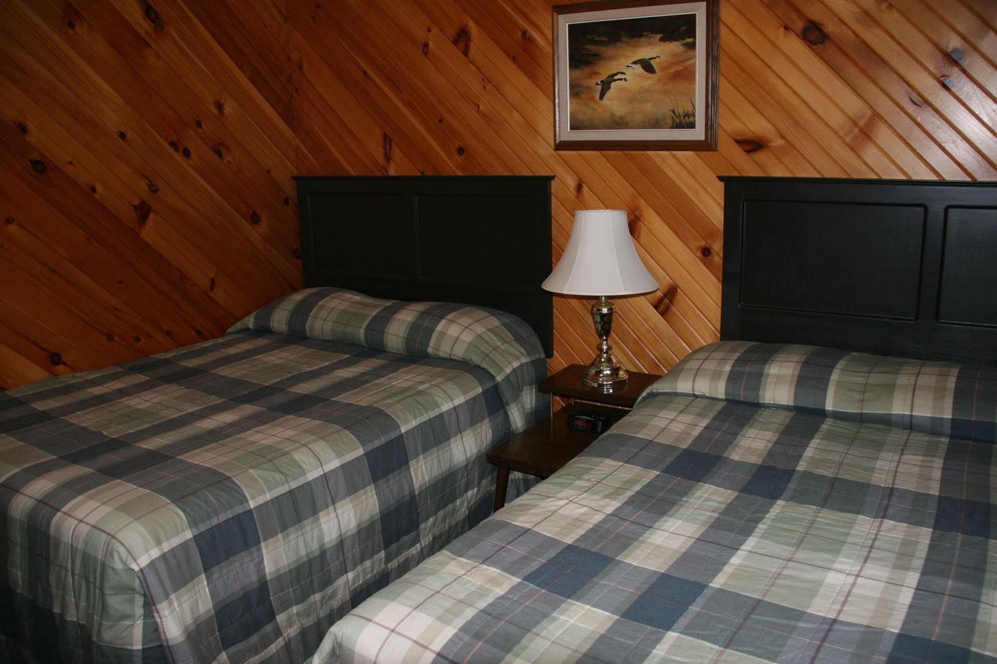 Beachwood Resort Deer Bay Extérieur photo