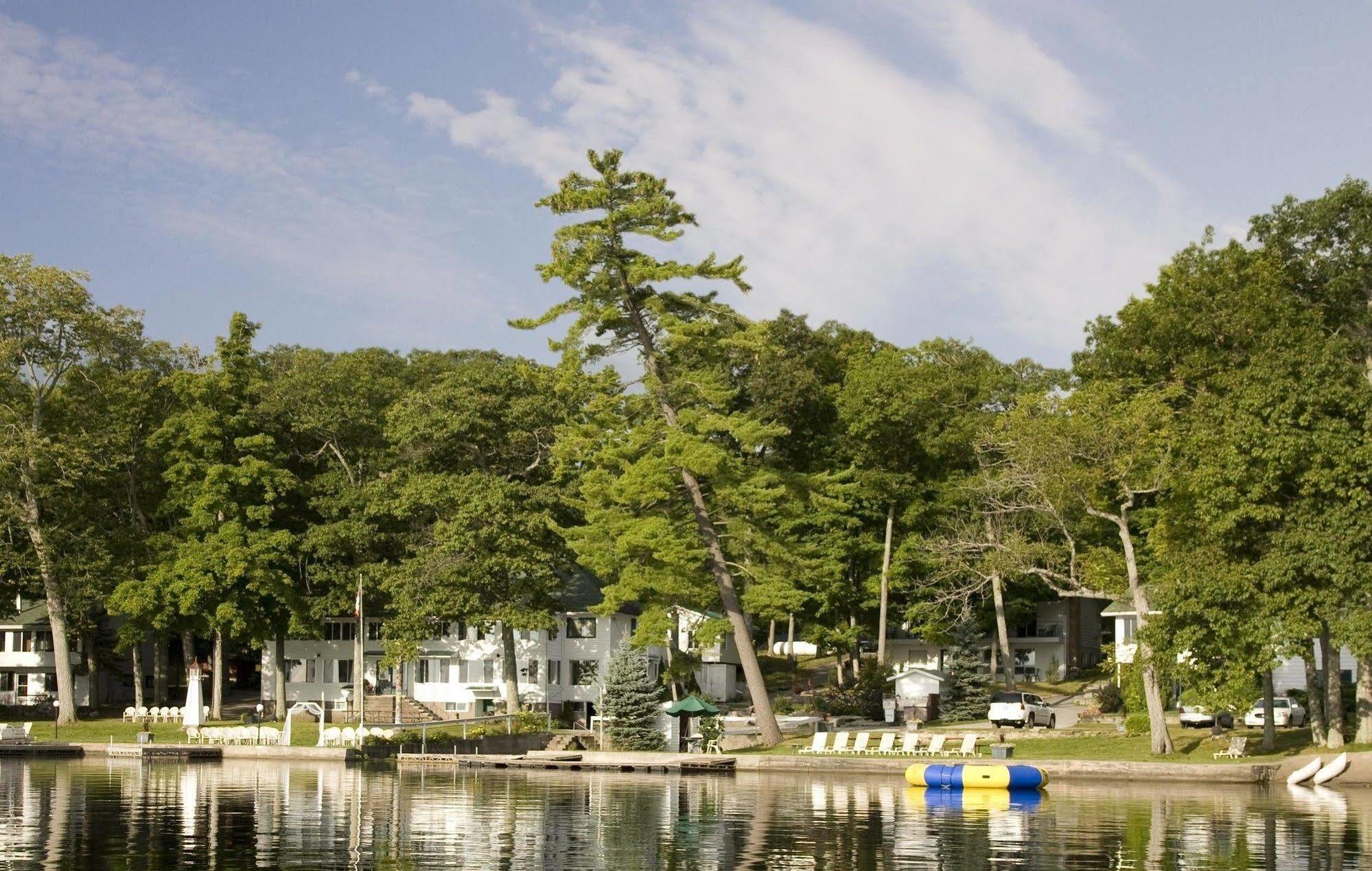 Beachwood Resort Deer Bay Extérieur photo